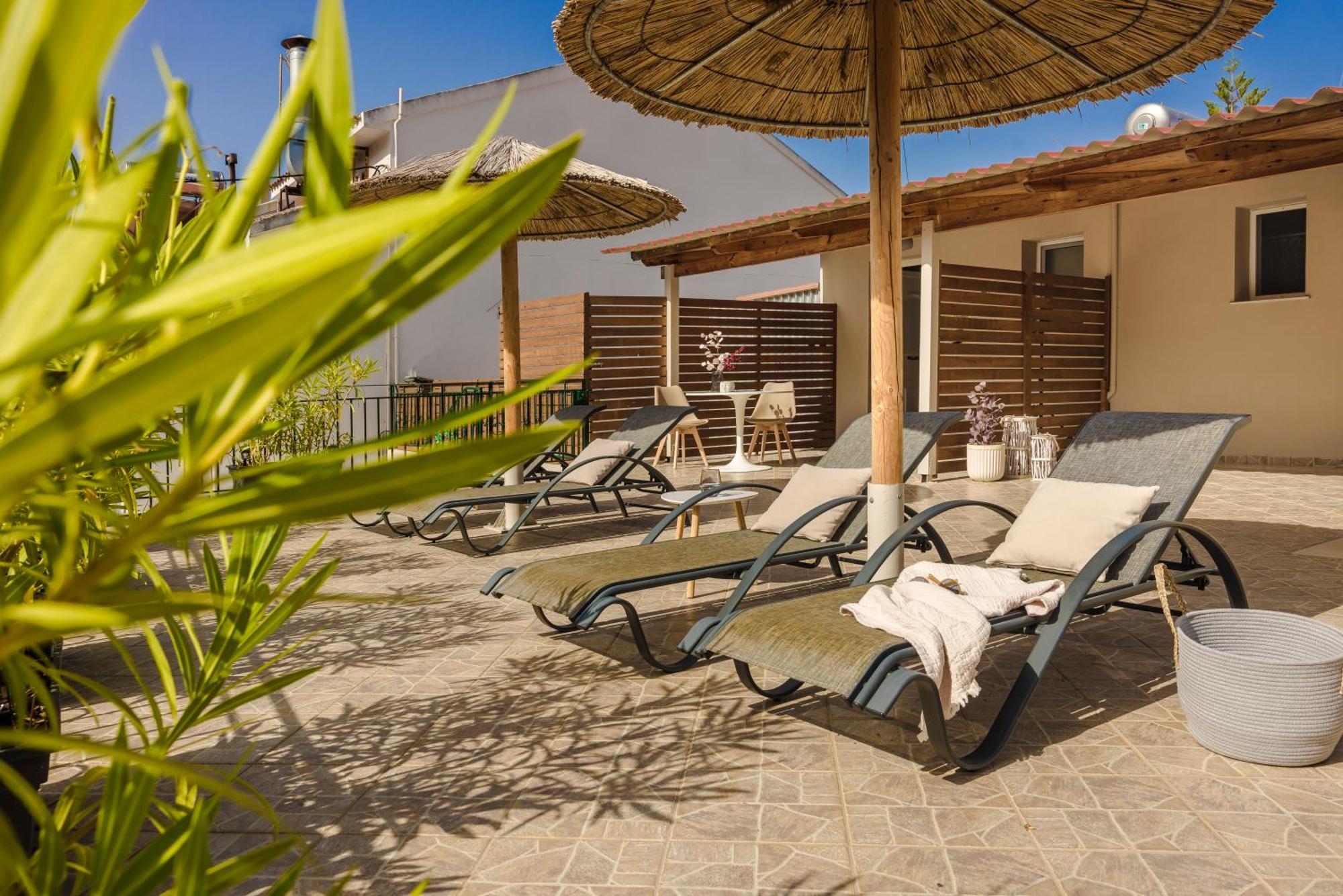 Theseus Seafront House Holiday home *