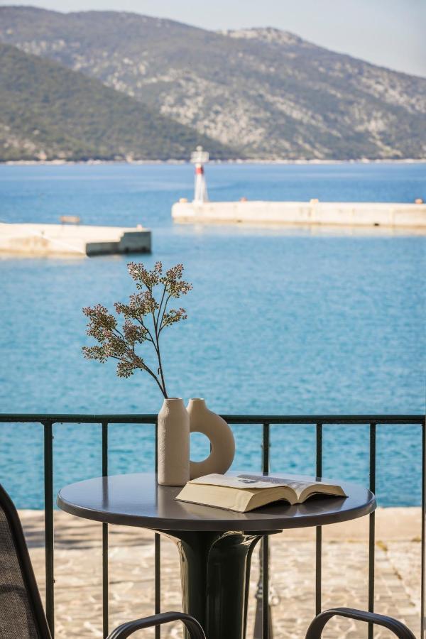 Theseus Seafront House Holiday home